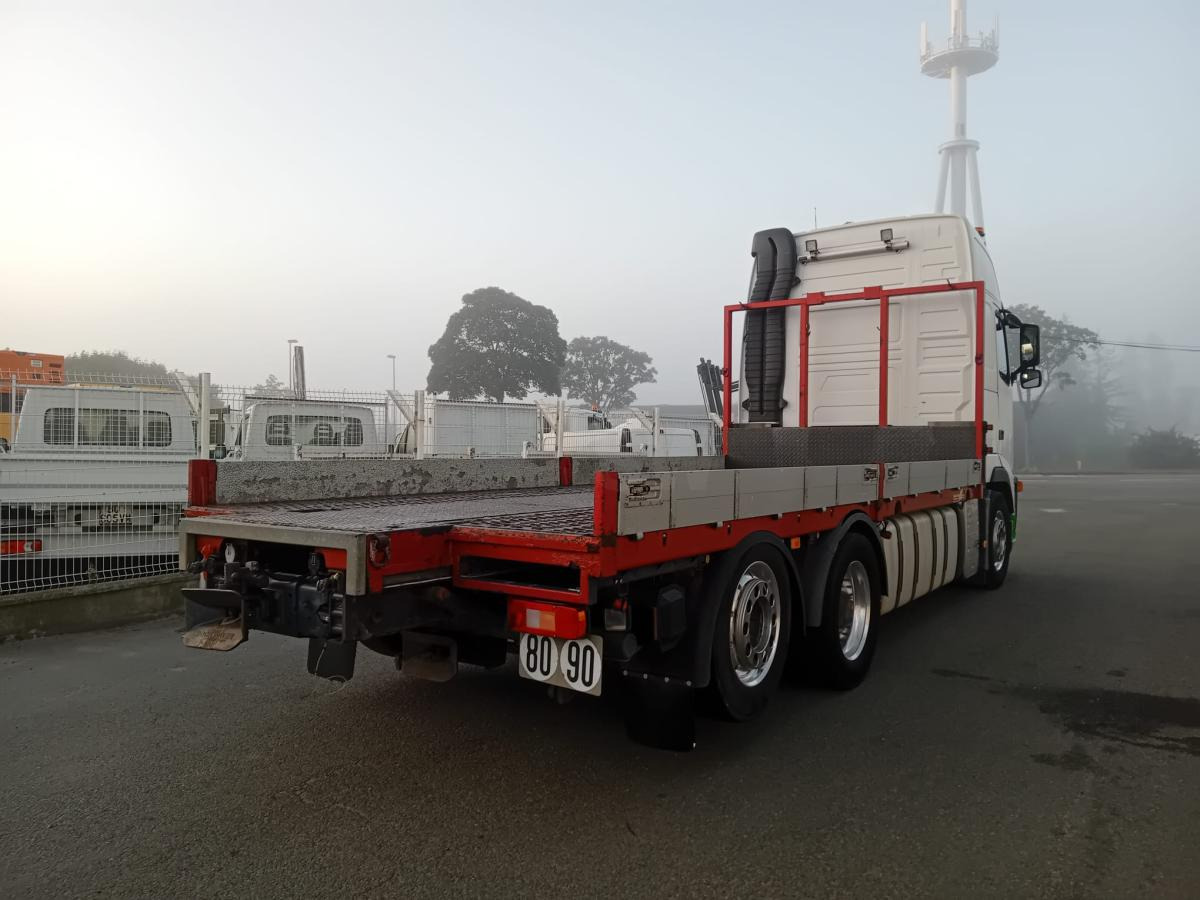 Volvo FH - Camión caja abierta: foto 2 Volvo FH - Camión caja abierta: foto 2