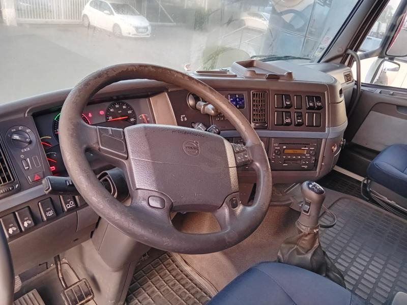 Volvo FH - Camión caja abierta: foto 3 Volvo FH - Camión caja abierta: foto 3