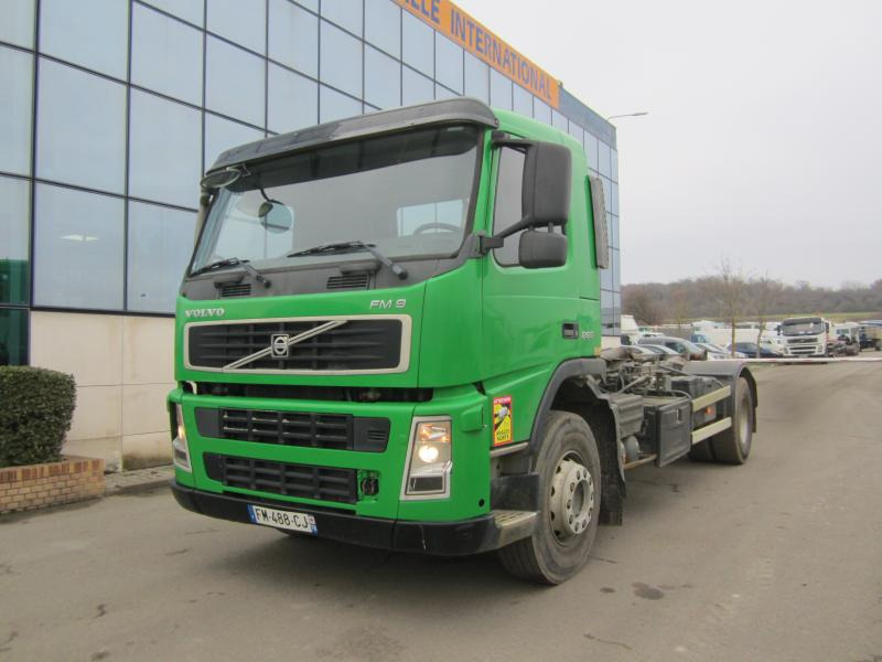 Volvo FM 260 - Multibasculante camión: foto 1 Volvo FM 260 - Multibasculante camión: foto 1
