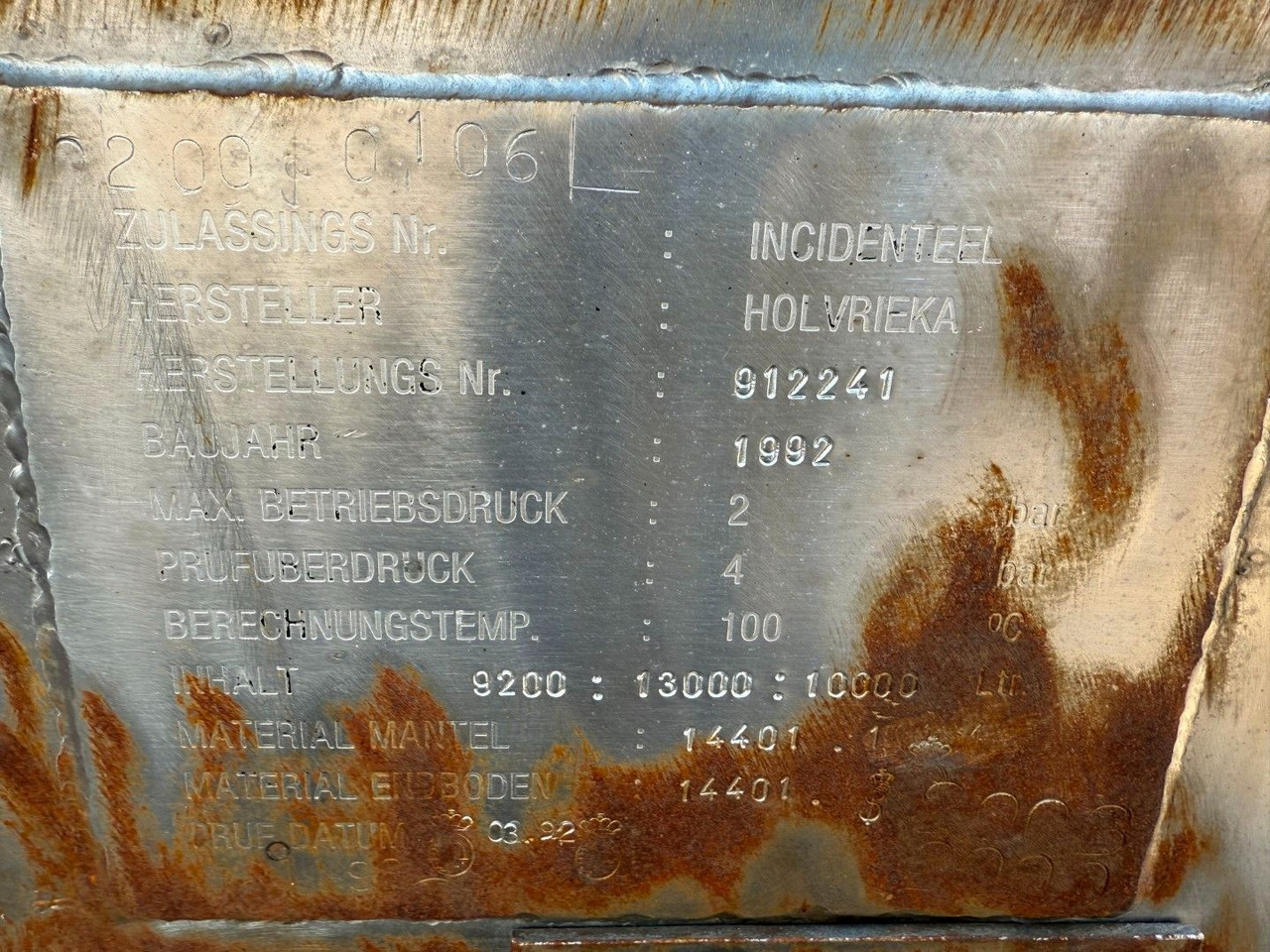 Burg 3 axle 3 compartments 32.200 L ADR - Cisterna semirremolque: foto 3 Burg 3 axle 3 compartments 32.200 L ADR - Cisterna semirremolque: foto 3