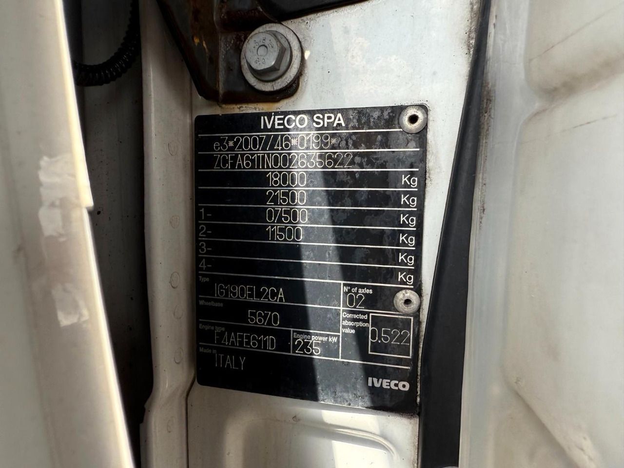 Frigorífico camión Iveco 180E32 Schmitz / Thermo King T-1200R Spectrum Iveco 180E32 Schmitz / Thermo King T-1200R Spectrum: foto 14 Frigorífico camión Iveco 180E32 Schmitz / Thermo King T-1200R Spectrum Iveco 180E32 Schmitz / Thermo King T-1200R Spectrum: foto 14