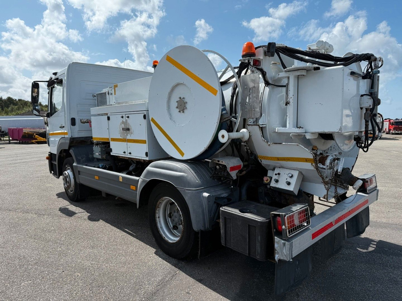 Mercedes-Benz Atego 1323 RHD Euro 6 Hvidtved Larsen Cityflex - Limpieza de alcantarillado: foto 3 Mercedes-Benz Atego 1323 RHD Euro 6 Hvidtved Larsen Cityflex - Limpieza de alcantarillado: foto 3