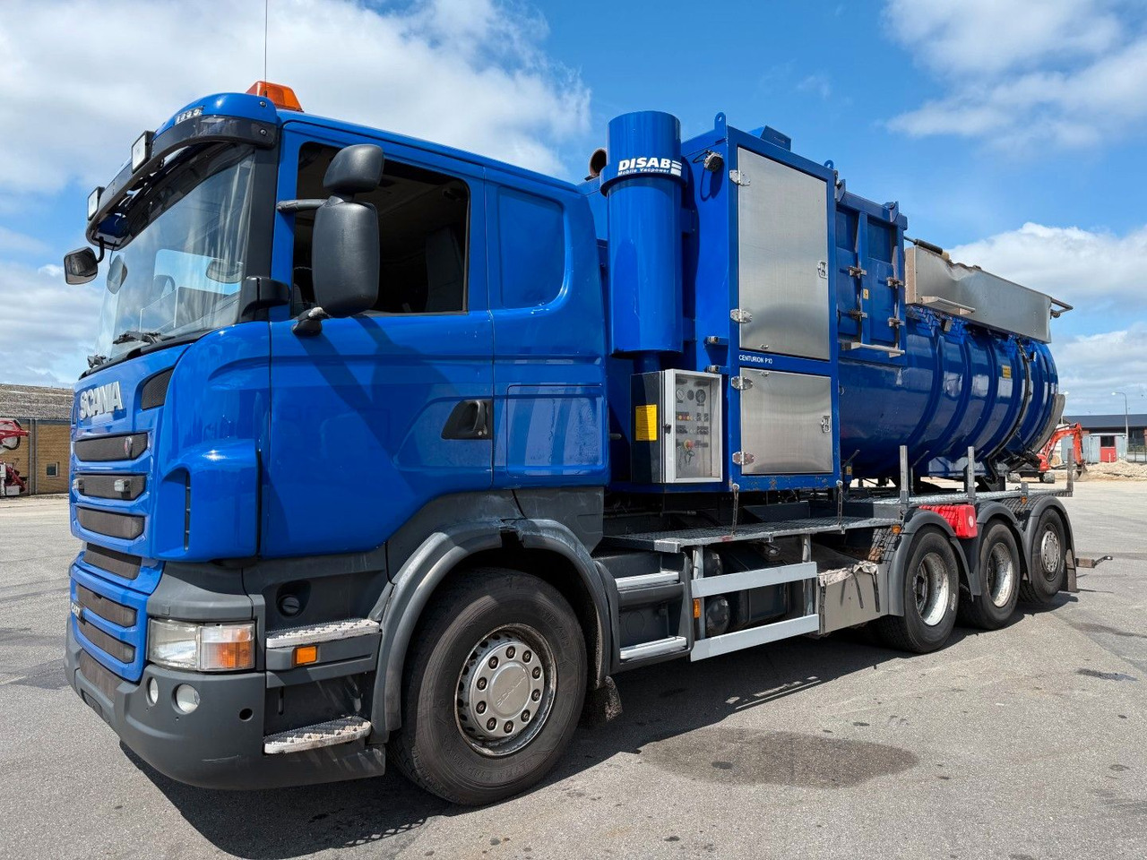Scania R420 8x4*4 Vacuum Suction Disab Centurion P10 - Limpieza de alcantarillado: foto 1 Scania R420 8x4*4 Vacuum Suction Disab Centurion P10 - Limpieza de alcantarillado: foto 1