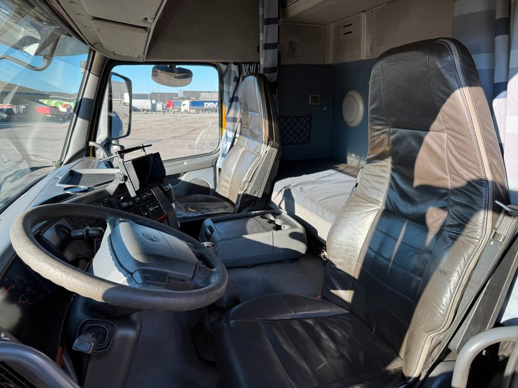 Volvo FM 340 6x2*4 Euro 5 FFG Elephant 10 m3 Volvo FM 340 6x2*4 Euro 5 FFG Elephant 10 m3 - Limpieza de alcantarillado: foto 5 Volvo FM 340 6x2*4 Euro 5 FFG Elephant 10 m3 Volvo FM 340 6x2*4 Euro 5 FFG Elephant 10 m3 - Limpieza de alcantarillado: foto 5