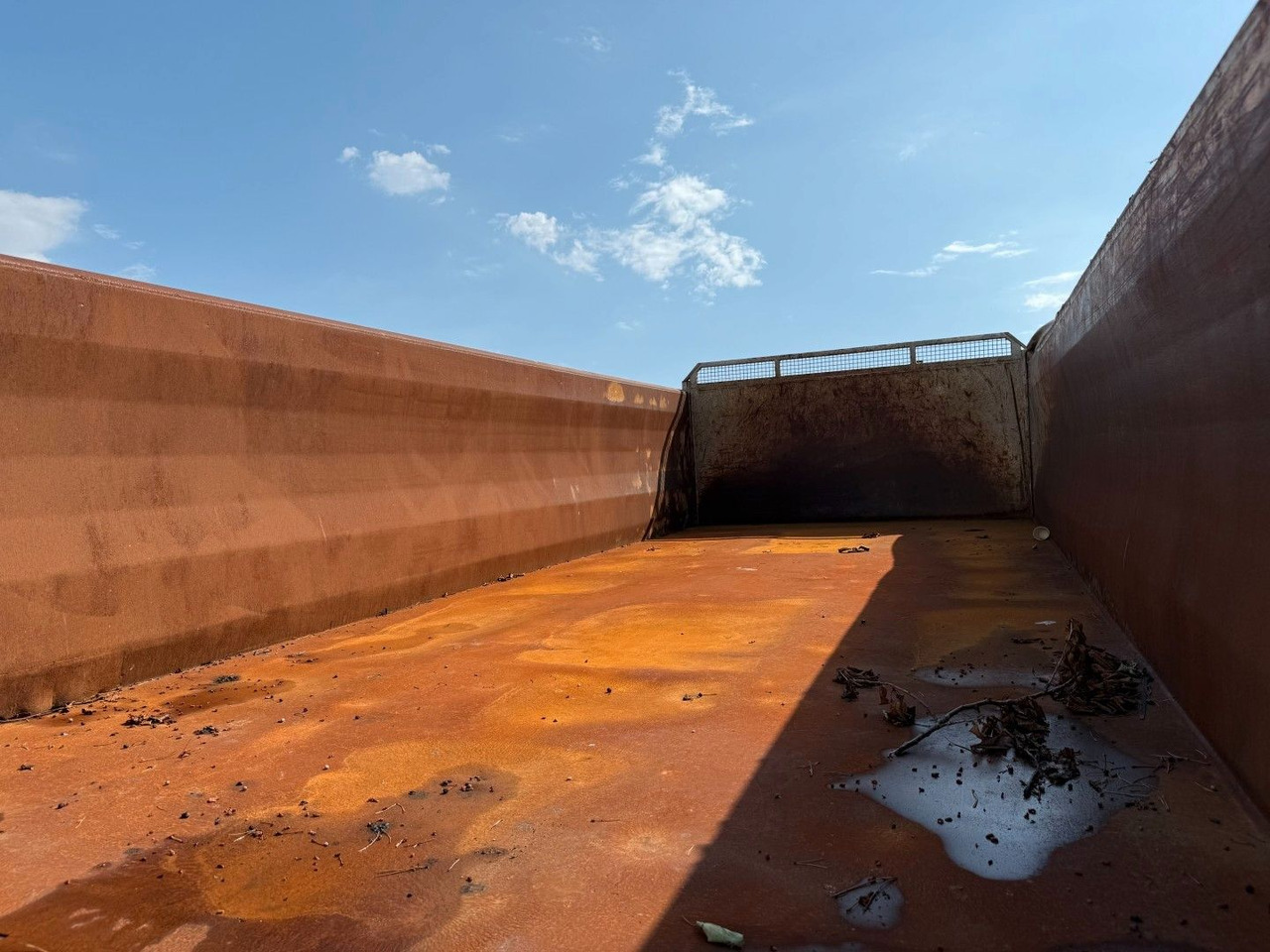 Volquete camión Volvo FMX500 8x4/4 Steel tipper Volvo FMX500 8x4/4 Steel tipper / Kipper: foto 13 Volquete camión Volvo FMX500 8x4/4 Steel tipper Volvo FMX500 8x4/4 Steel tipper / Kipper: foto 13