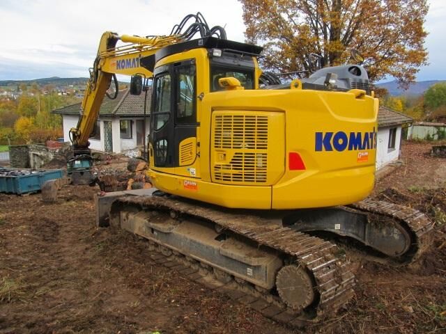 Komatsu PC228USLC-11 - Excavadora de cadenas: foto 1 Komatsu PC228USLC-11 - Excavadora de cadenas: foto 1