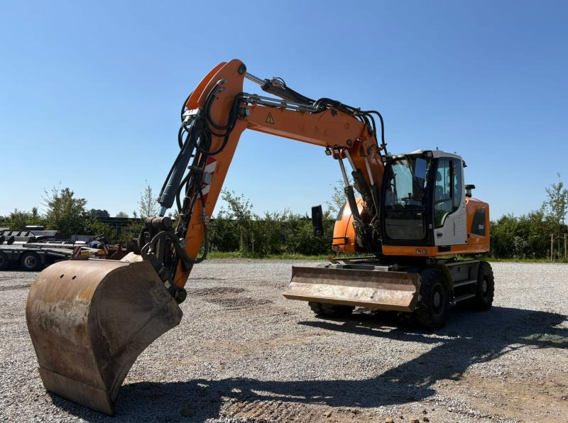 Liebherr A914 - Excavadora de ruedas: foto 2 Liebherr A914 - Excavadora de ruedas: foto 2