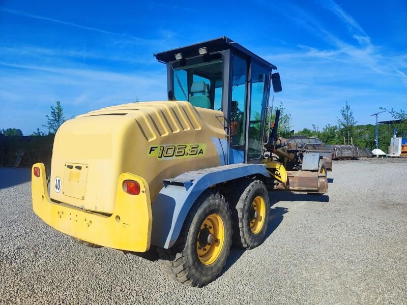 New Holland F 106.6 A - Grader: foto 4 New Holland F 106.6 A - Grader: foto 4