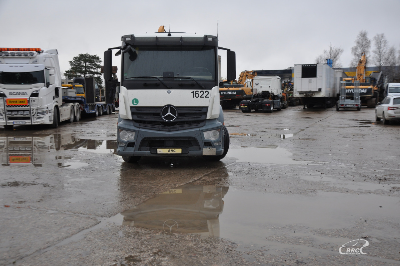 Mercedes-Benz Actros - Cabeza tractora: foto 2 Mercedes-Benz Actros - Cabeza tractora: foto 2