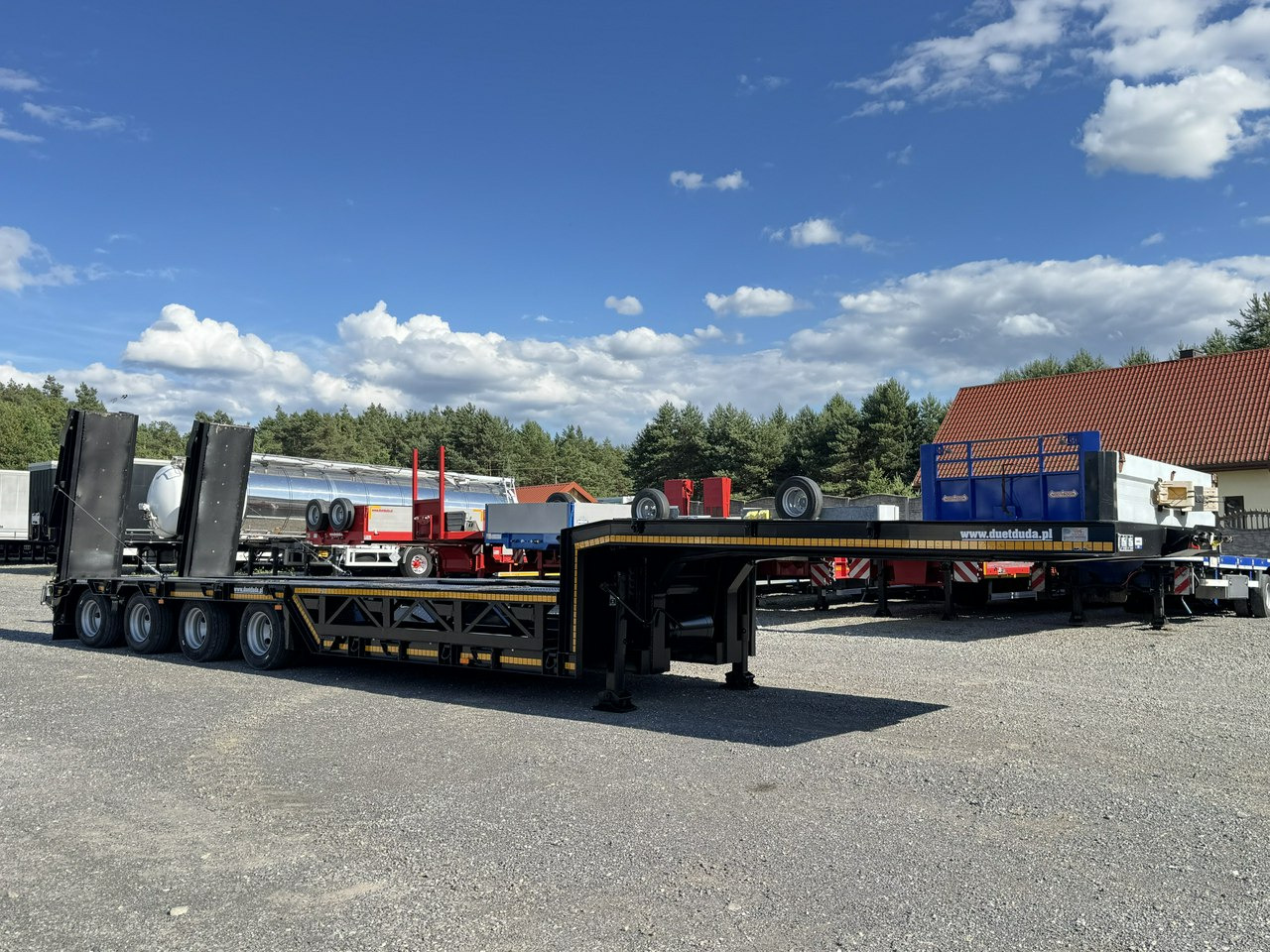 Bodex 4 osiowa NN4J Niskopodwoziówka Niskopodwozie Nowe Opony - Góndola rebajadas semirremolque: foto 5 Bodex 4 osiowa NN4J Niskopodwoziówka Niskopodwozie Nowe Opony - Góndola rebajadas semirremolque: foto 5