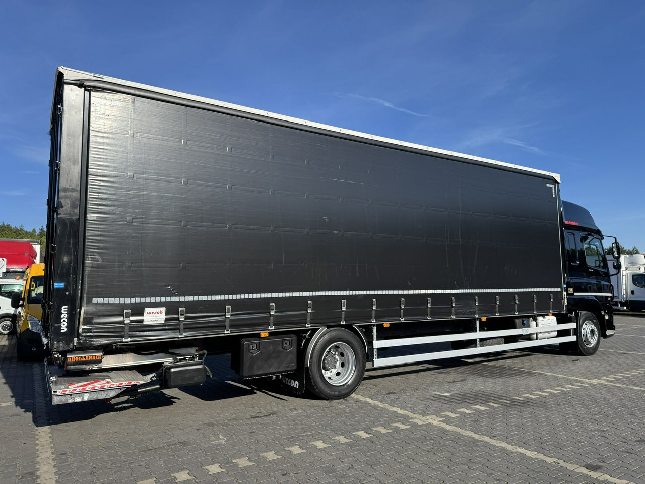 Camión lona DAF CF 320 E6 Winda Firana Tył Drzwi Dach Zsuwany Długi 9.40m: foto 11 Camión lona DAF CF 320 E6 Winda Firana Tył Drzwi Dach Zsuwany Długi 9.40m: foto 11