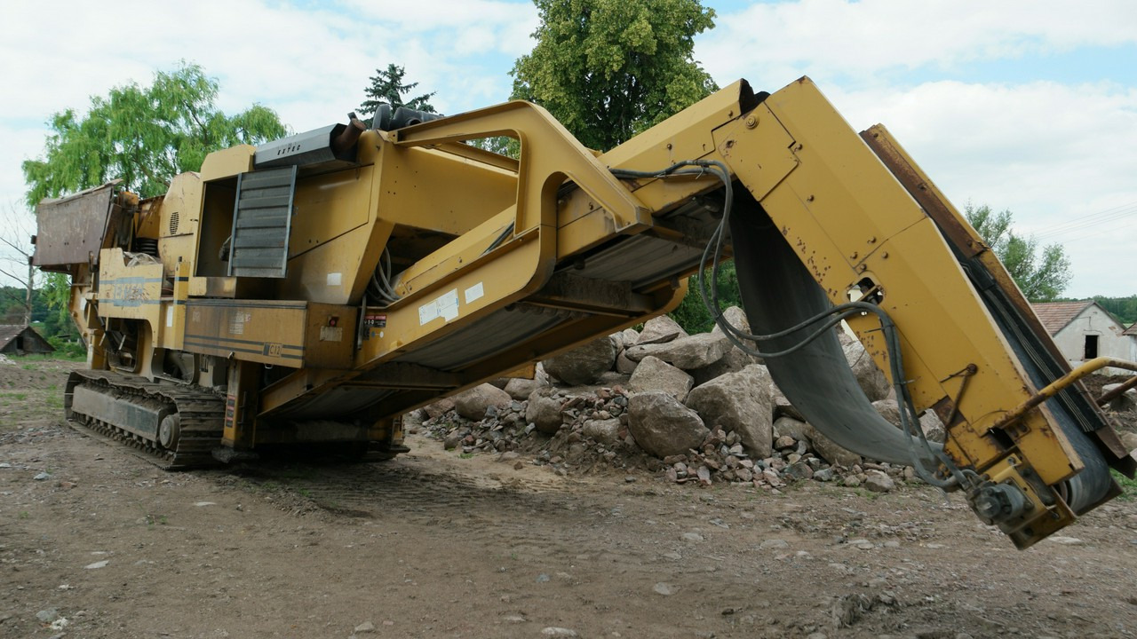 Extec C12+ Masa całkowita 48t - Trituradora móvil: foto 1 Extec C12+ Masa całkowita 48t - Trituradora móvil: foto 1