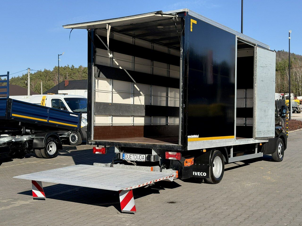 Iveco Daily 35C13 - Furgoneta: foto 4 Iveco Daily 35C13 - Furgoneta: foto 4