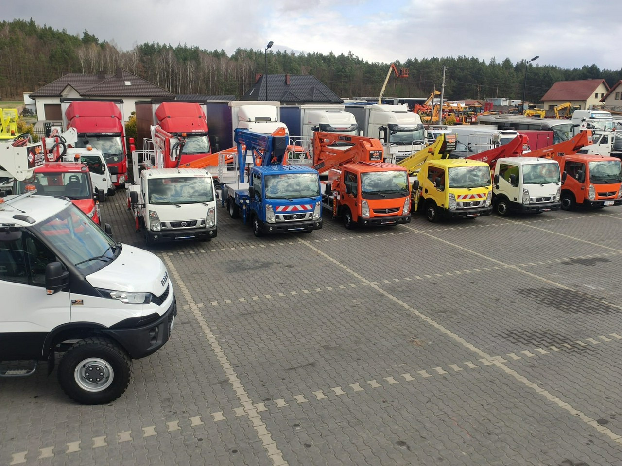 Camión con plataforma elevadora Iveco Daily 55S17W 4x4 Zwyżka 19m Versalift Lat 55 TB Time France: foto 28