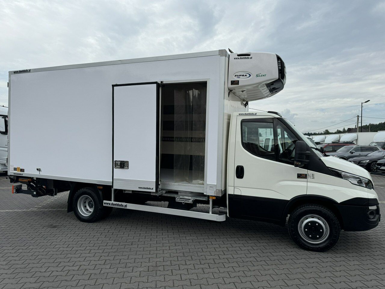 Iveco Daily 70C18 V H - Frigorífico furgoneta: foto 5 Iveco Daily 70C18 V H - Frigorífico furgoneta: foto 5