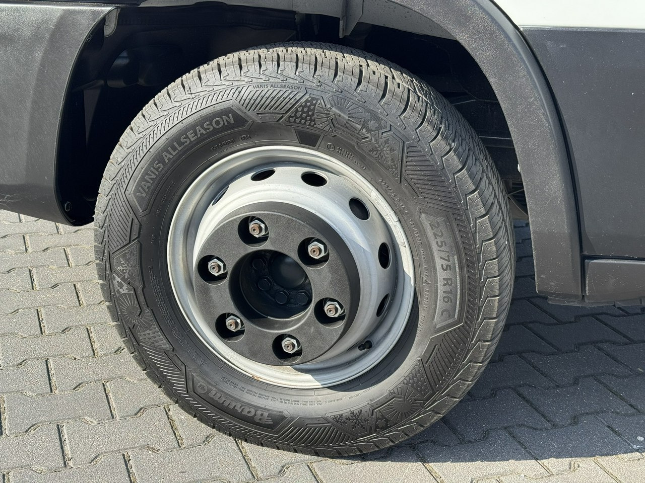 Iveco Daily 72C18 Mroźnia HI-MATIC 14 Euro Palet - Frigorífico furgoneta: foto 5 Iveco Daily 72C18 Mroźnia HI-MATIC 14 Euro Palet - Frigorífico furgoneta: foto 5