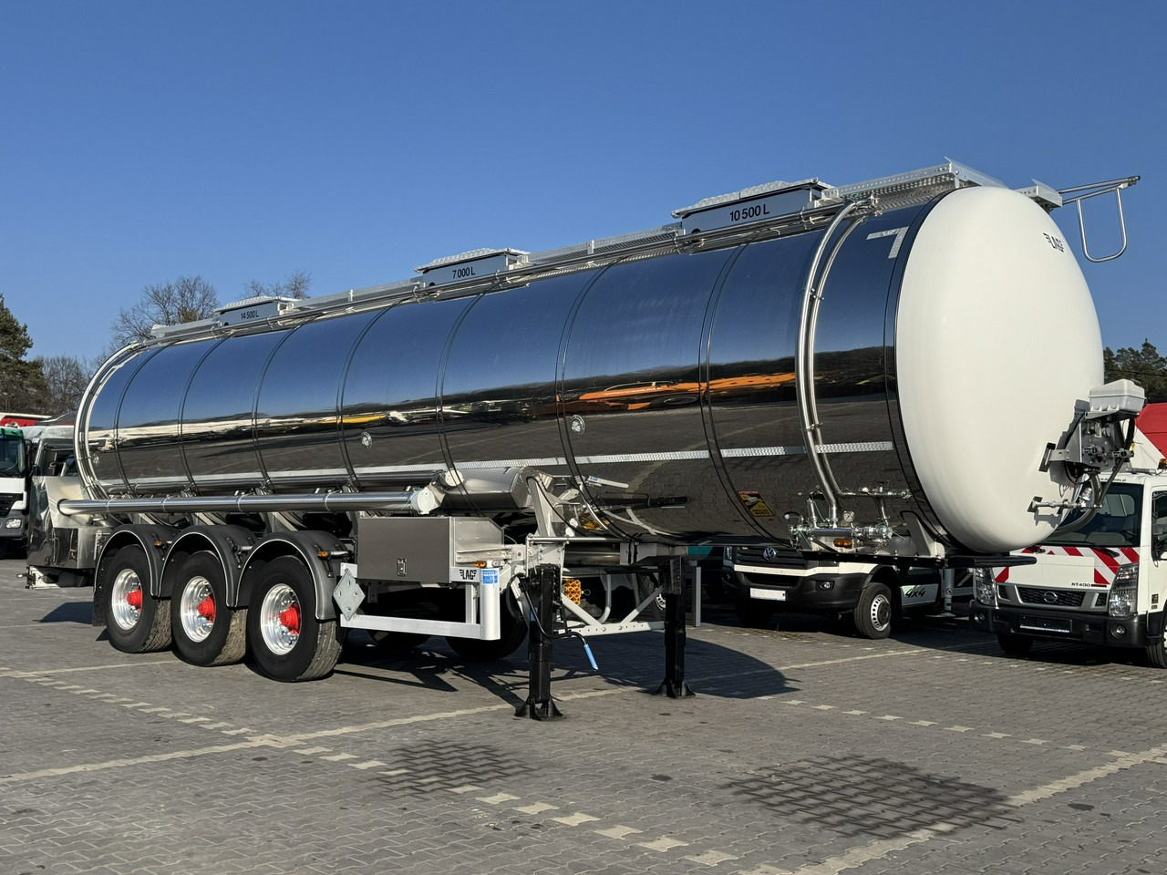 Lag Spożywcza Magyar Izolowana Webasto Pompa Elektryczna do Zrzutu - Cisterna semirremolque: foto 1 Lag Spożywcza Magyar Izolowana Webasto Pompa Elektryczna do Zrzutu - Cisterna semirremolque: foto 1