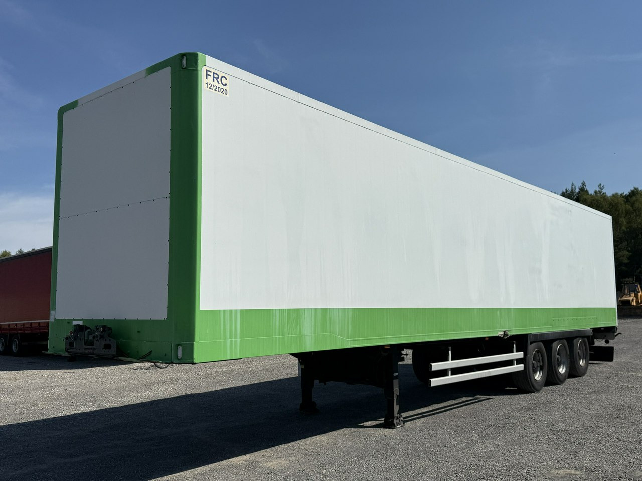 Lamberet SR2 Kontener Tył Drzwi Izoterma Chłodnia bez Agregatu - Isotérmico semirremolque: foto 3 Lamberet SR2 Kontener Tył Drzwi Izoterma Chłodnia bez Agregatu - Isotérmico semirremolque: foto 3