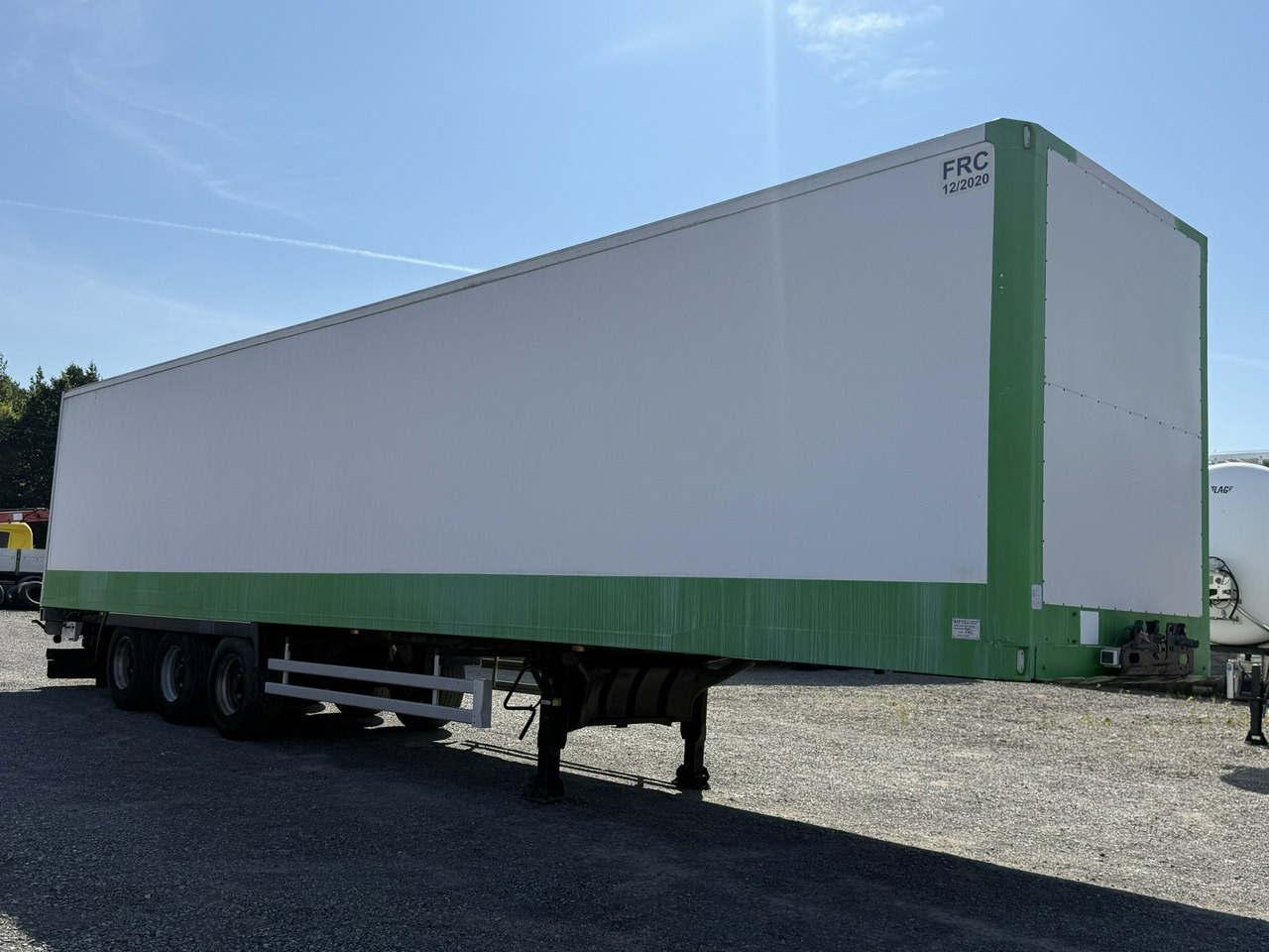 Lamberet SR2 Kontener Tył Drzwi Izoterma Chłodnia bez Agregatu - Isotérmico semirremolque: foto 2 Lamberet SR2 Kontener Tył Drzwi Izoterma Chłodnia bez Agregatu - Isotérmico semirremolque: foto 2