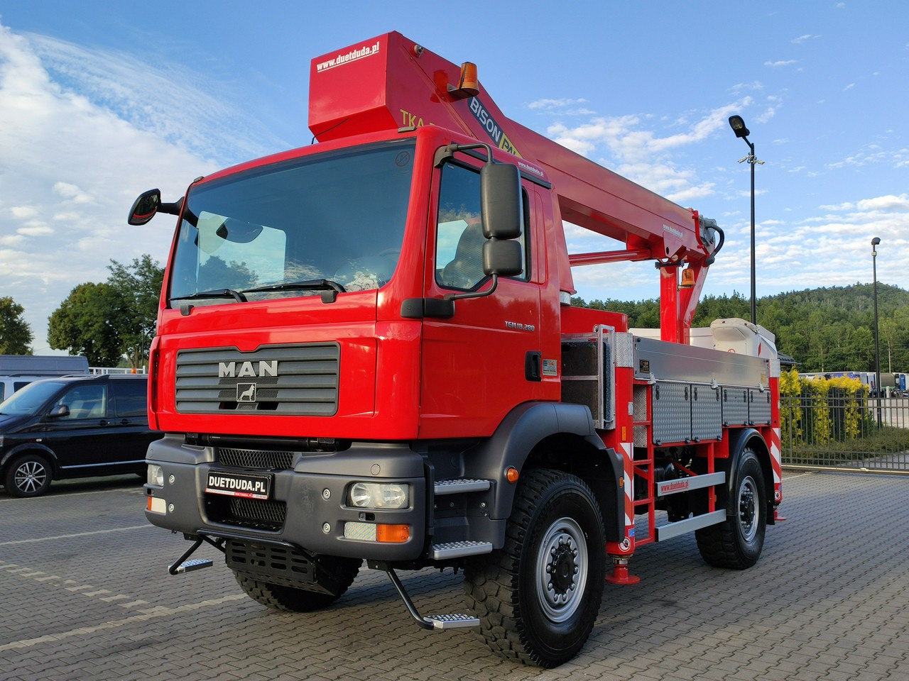 MAN TGM 18.280 4x4 Zwyżka Bison Palfinger TKA 28 Podnośnik Koszowy - Camión con plataforma elevadora: foto 4 MAN TGM 18.280 4x4 Zwyżka Bison Palfinger TKA 28 Podnośnik Koszowy - Camión con plataforma elevadora: foto 4