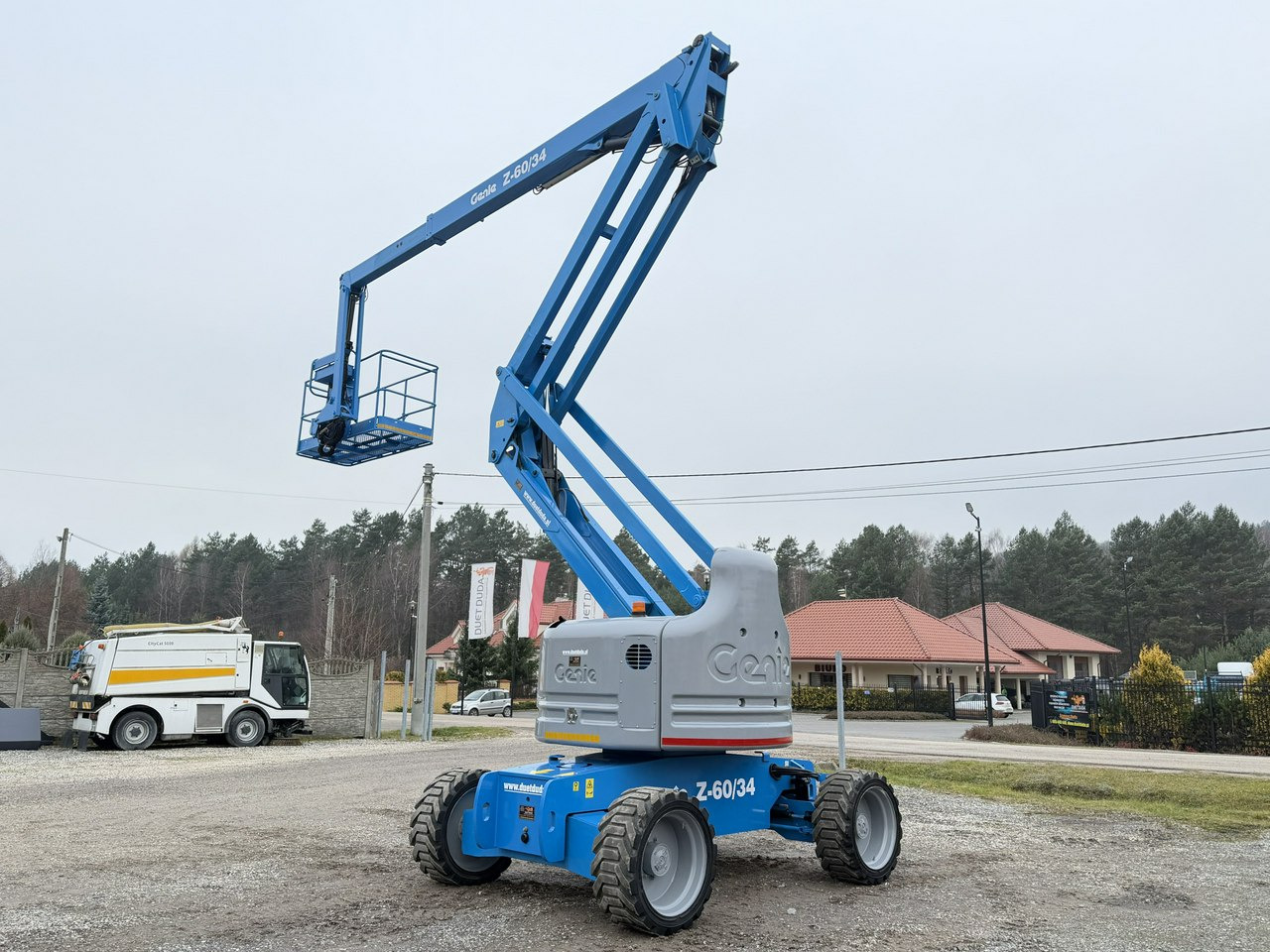 Manitou 200 ATJ Genie Z60/34 PODNOŚNIK PRZEGUBOWY TELEKOPOWY JGL 4x4 4WD - Plataforma articulada: foto 2 Manitou 200 ATJ Genie Z60/34 PODNOŚNIK PRZEGUBOWY TELEKOPOWY JGL 4x4 4WD - Plataforma articulada: foto 2