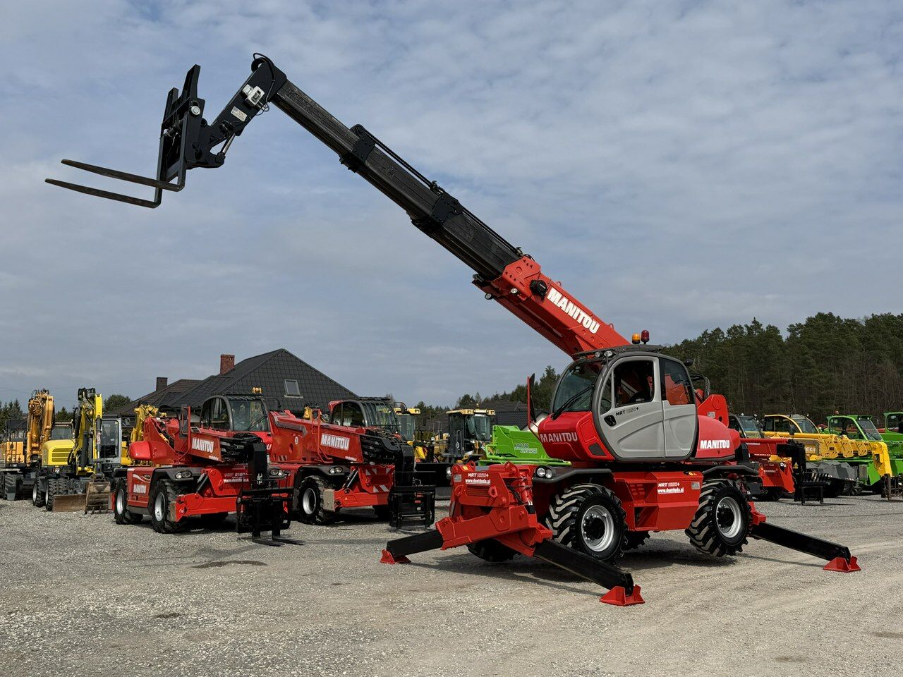Manitou MRT 1850 ROTO Teleskopowa Obrotowa 2150,2140,2540,2550 - Manipulador telescópico: foto 1 Manitou MRT 1850 ROTO Teleskopowa Obrotowa 2150,2140,2540,2550 - Manipulador telescópico: foto 1