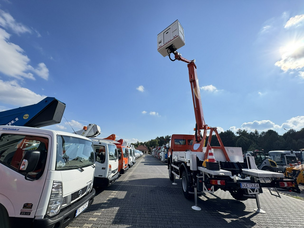 Leasing financiero de Mercedes Atego 818 E6 4x4 Zwyżka PALFINGER P250 BK Podnośnik Koszowy leasing Mercedes Atego 818 E6 4x4 Zwyżka PALFINGER P250 BK Podnośnik Koszowy: foto 27 Leasing financiero de Mercedes Atego 818 E6 4x4 Zwyżka PALFINGER P250 BK Podnośnik Koszowy leasing Mercedes Atego 818 E6 4x4 Zwyżka PALFINGER P250 BK Podnośnik Koszowy: foto 27