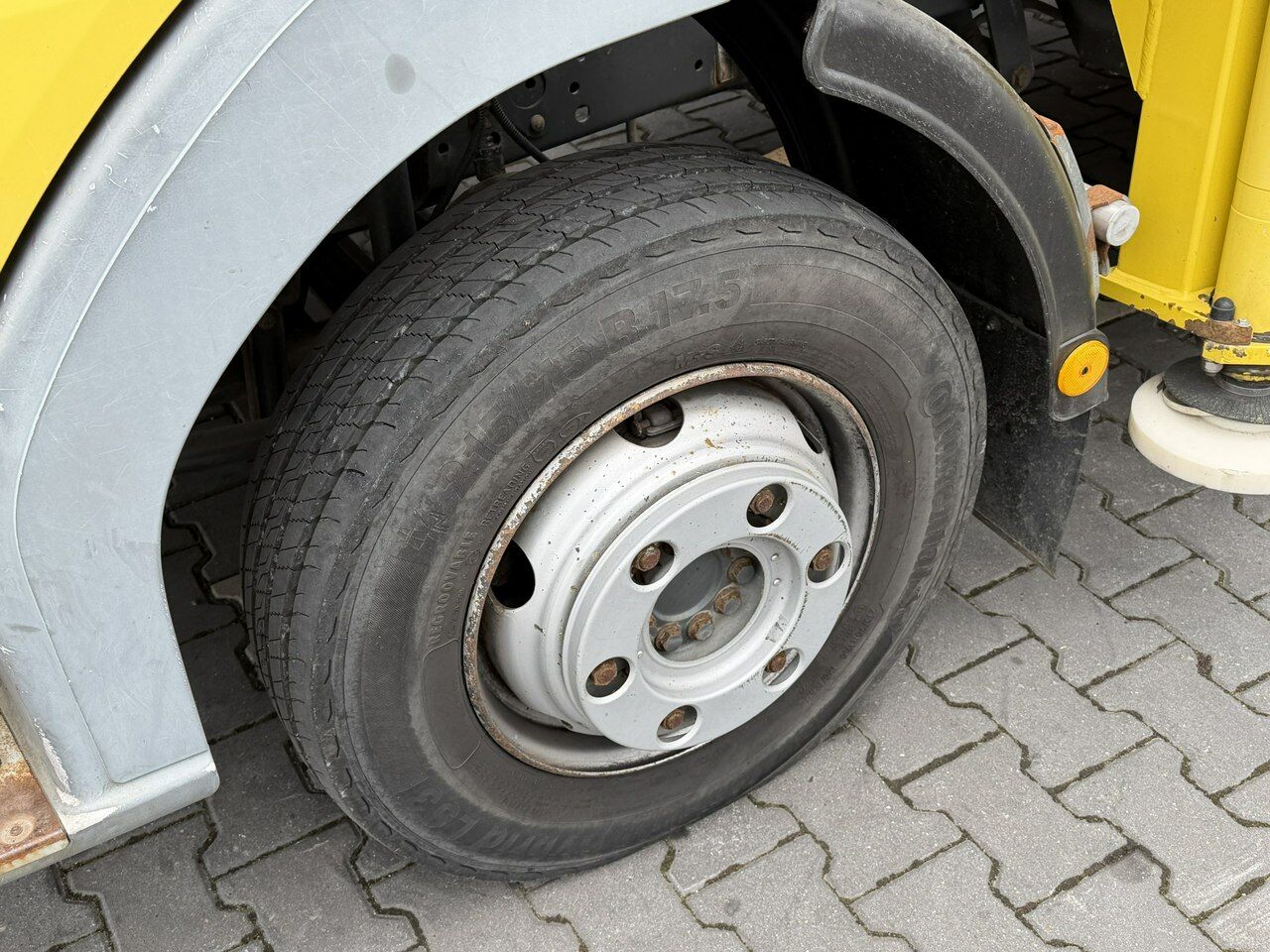 Mercedes Atego Zwyżka WUMAG WT 170 17m w bok 12m Mały przebieg - Camión con plataforma elevadora: foto 5 Mercedes Atego Zwyżka WUMAG WT 170 17m w bok 12m Mały przebieg - Camión con plataforma elevadora: foto 5