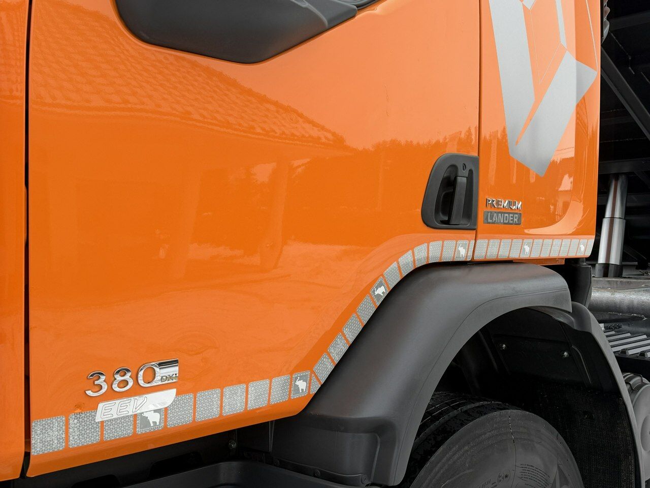 Renault PREMIUM 18.380 4x2 Wywrotka 3 stronna DMC 18ton - Volquete camión: foto 2 Renault PREMIUM 18.380 4x2 Wywrotka 3 stronna DMC 18ton - Volquete camión: foto 2