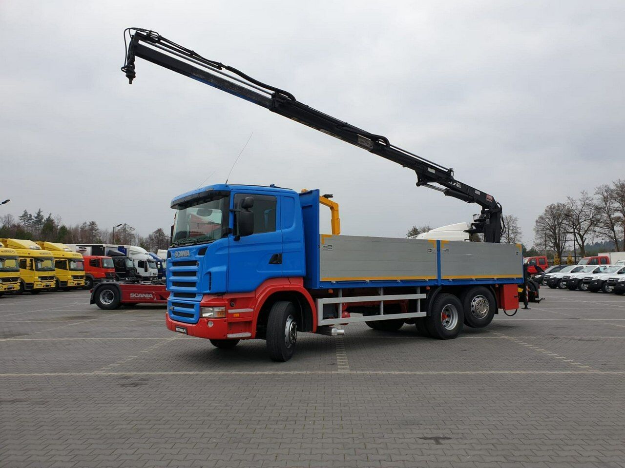 Scania R 400 LB 6x2 HDS Budowlanka Widły Oś Skrętna Super Stan - Camión caja abierta, Camión grúa: foto 2 Scania R 400 LB 6x2 HDS Budowlanka Widły Oś Skrętna Super Stan - Camión caja abierta, Camión grúa: foto 2