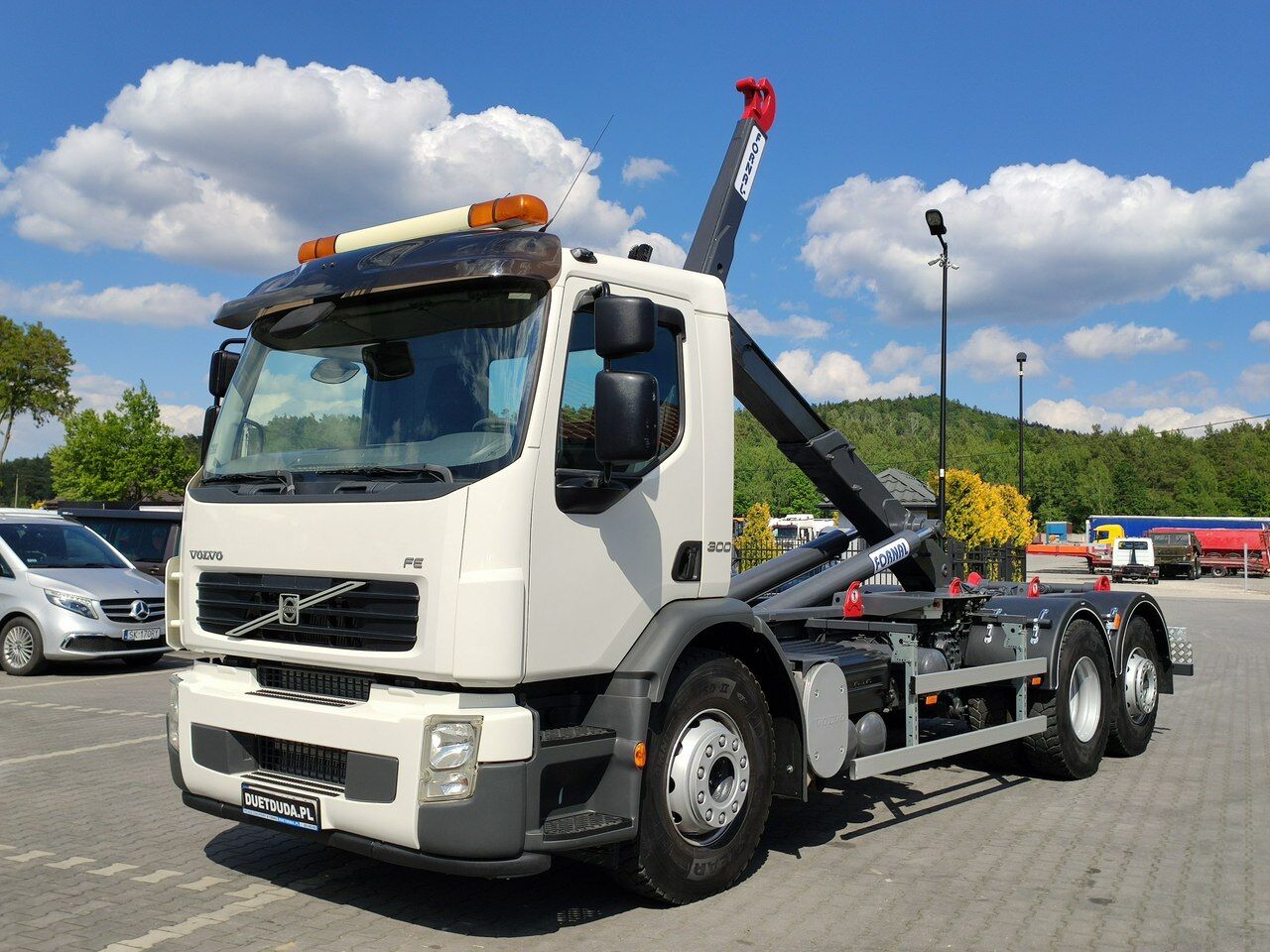 Volvo FE 26.300 Hakowiec Napęd 6x2 Oś Skrętna - Multibasculante camión: foto 3 Volvo FE 26.300 Hakowiec Napęd 6x2 Oś Skrętna - Multibasculante camión: foto 3