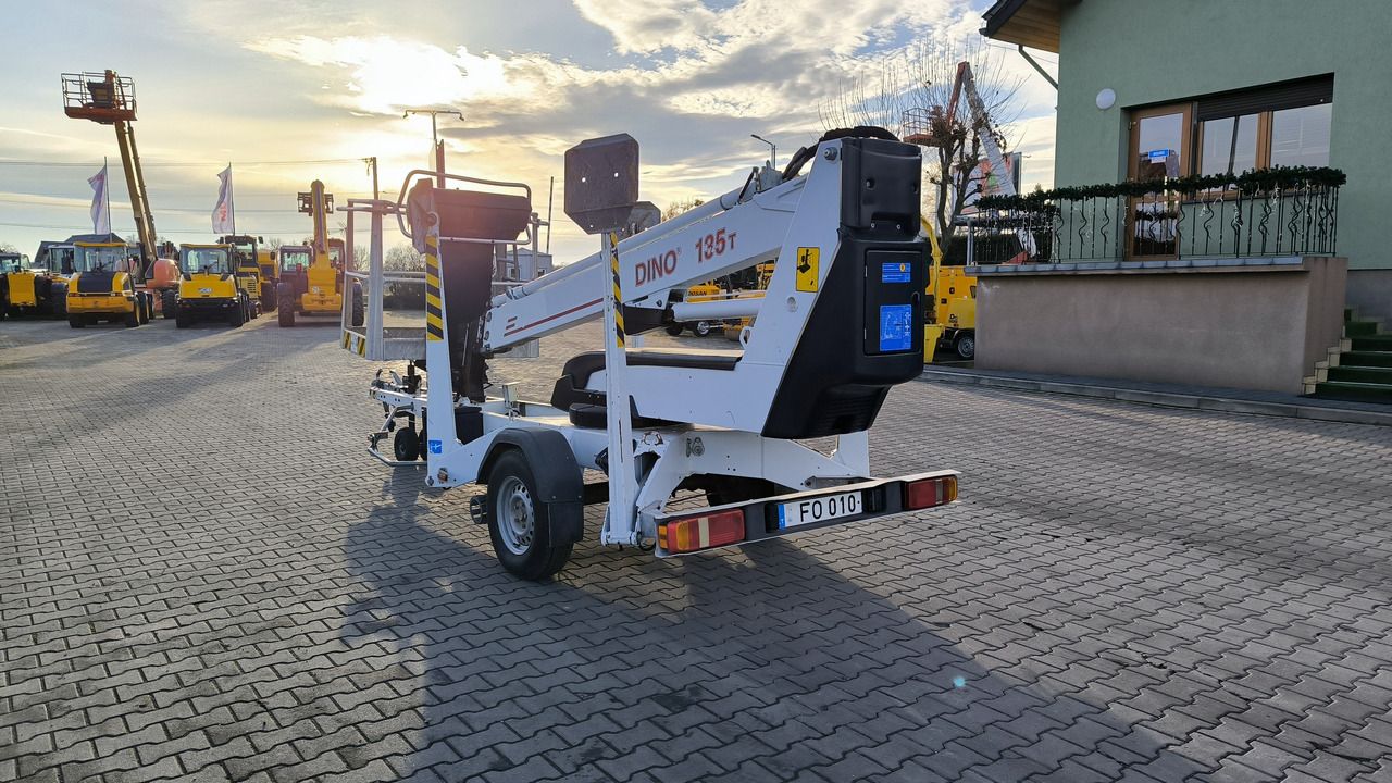 DINO 135 T - Plataforma elevadora remolcable: foto 4 DINO 135 T - Plataforma elevadora remolcable: foto 4