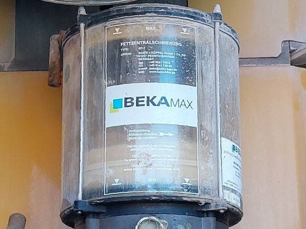 Excavadora de cadenas CAT 352 F: foto 9