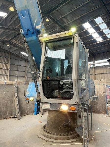 Fuchs AHL 831 D - Manipulador de materiales: foto 2 Fuchs AHL 831 D - Manipulador de materiales: foto 2