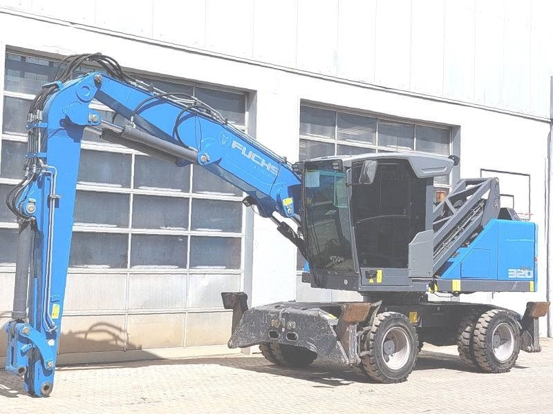 Fuchs MHL 320 F - Manipulador de materiales: foto 2 Fuchs MHL 320 F - Manipulador de materiales: foto 2