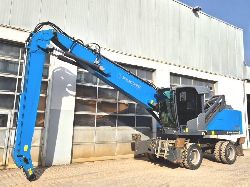 Fuchs MHL 331 F - Manipulador de materiales: foto 2 Fuchs MHL 331 F - Manipulador de materiales: foto 2