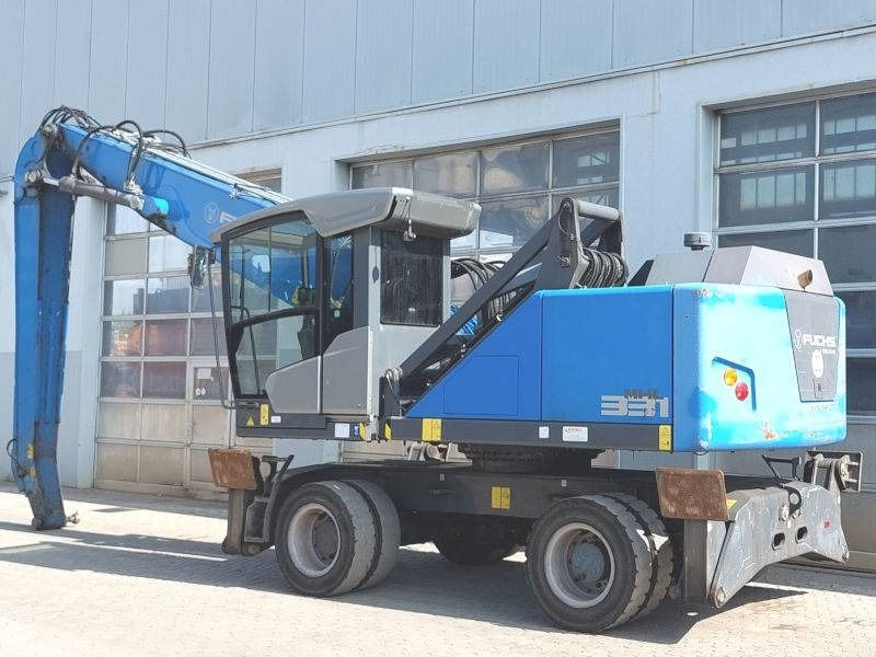 Fuchs MHL 360 F - Manipulador de materiales: foto 3 Fuchs MHL 360 F - Manipulador de materiales: foto 3