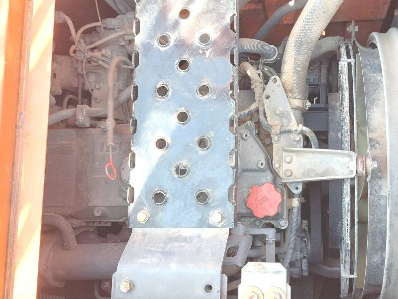 Excavadora de cadenas Hitachi ZX 225 US LC-5: foto 7
