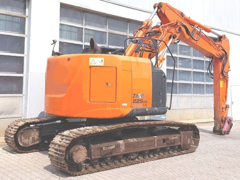 Excavadora de cadenas Hitachi ZX 225 US LC-5: foto 6