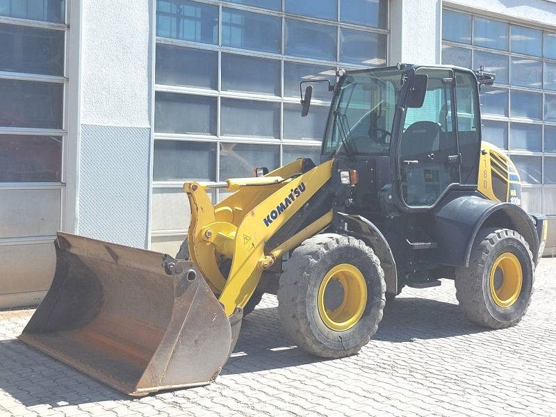 Komatsu WA 100 M-7 - Minicargadora: foto 2 Komatsu WA 100 M-7 - Minicargadora: foto 2