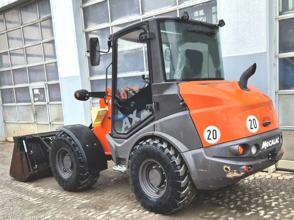 Mecalac AX 850 - Minicargadora: foto 3 Mecalac AX 850 - Minicargadora: foto 3