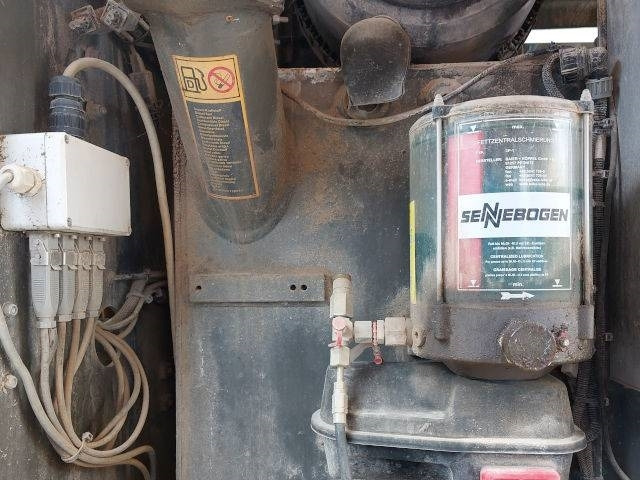 Excavadora Sennebogen 830: foto 8 Excavadora Sennebogen 830: foto 8