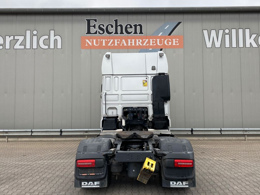 DAF XF 530 | Retarder*SSC*Standklima*Navi*Skylights - Cabeza tractora: foto 4 DAF XF 530 | Retarder*SSC*Standklima*Navi*Skylights - Cabeza tractora: foto 4