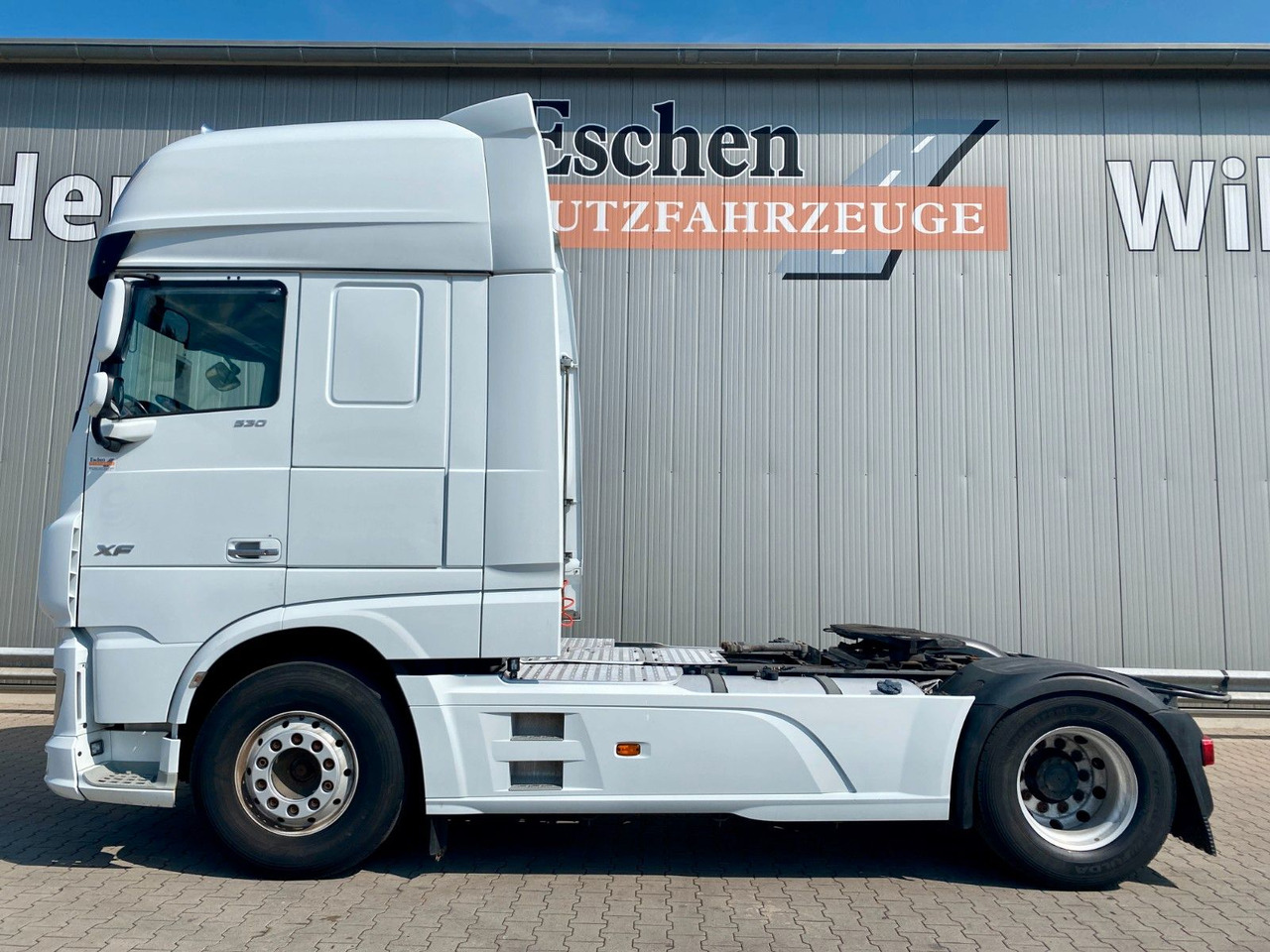 DAF XF 530 Super Space Cab | Hydraulik*Standklima - Cabeza tractora: foto 2 DAF XF 530 Super Space Cab | Hydraulik*Standklima - Cabeza tractora: foto 2