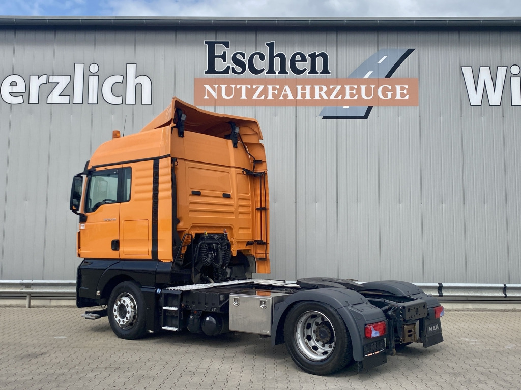 MAN TGX 18.440 4x2 LLS-U Lowliner - Cabeza tractora: foto 3 MAN TGX 18.440 4x2 LLS-U Lowliner - Cabeza tractora: foto 3