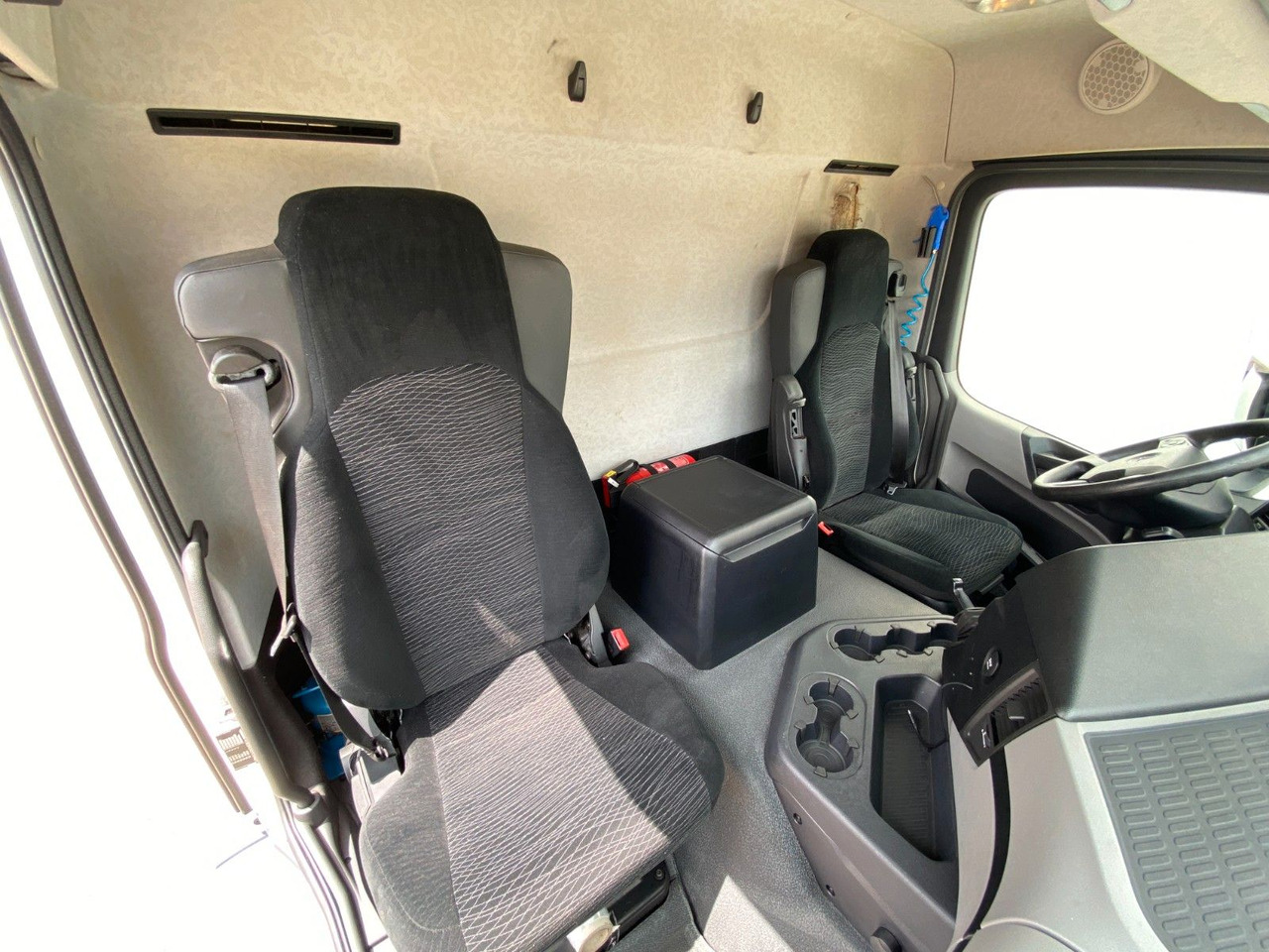 Cabeza tractora Mercedes-Benz Antos 1836 | 3-Stufen Motorbremse*Klima*1.Hand!: foto 13