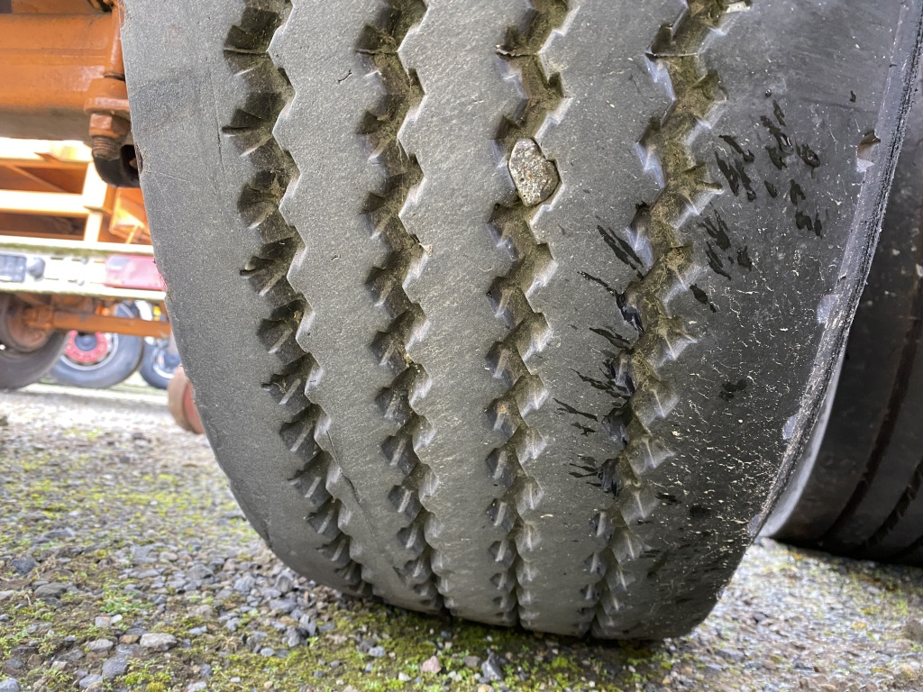 Eggers ZX 9E / für Ballastgewichte - Remolque plataforma/ Caja abierta: foto 5 Eggers ZX 9E / für Ballastgewichte - Remolque plataforma/ Caja abierta: foto 5