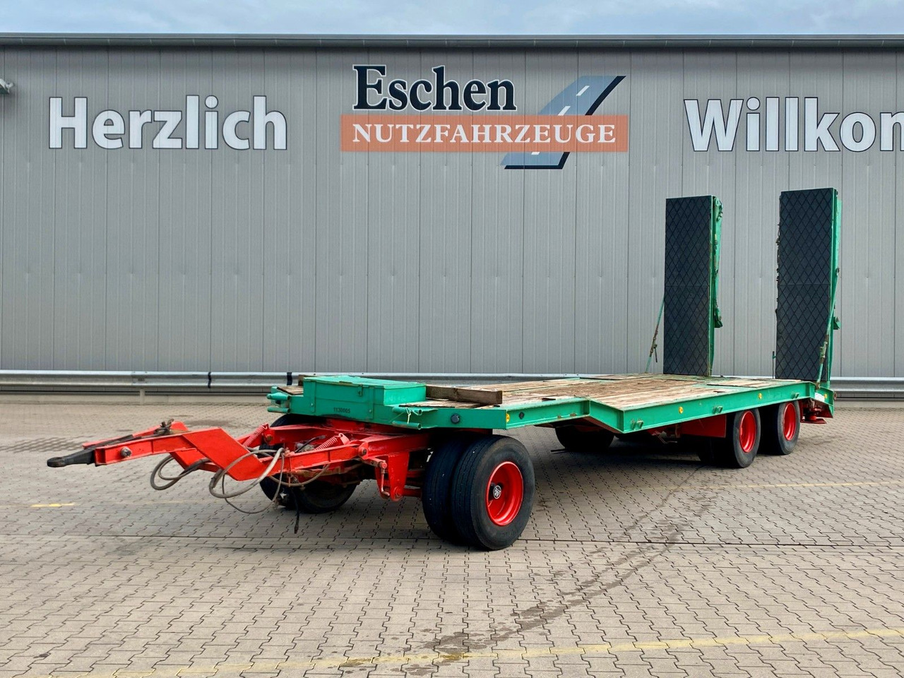 Goldhofer TU3-24/80 Tieflader*Wechselzugauge*Trommelbremse - Góndola rebajadas remolque: foto 1 Goldhofer TU3-24/80 Tieflader*Wechselzugauge*Trommelbremse - Góndola rebajadas remolque: foto 1