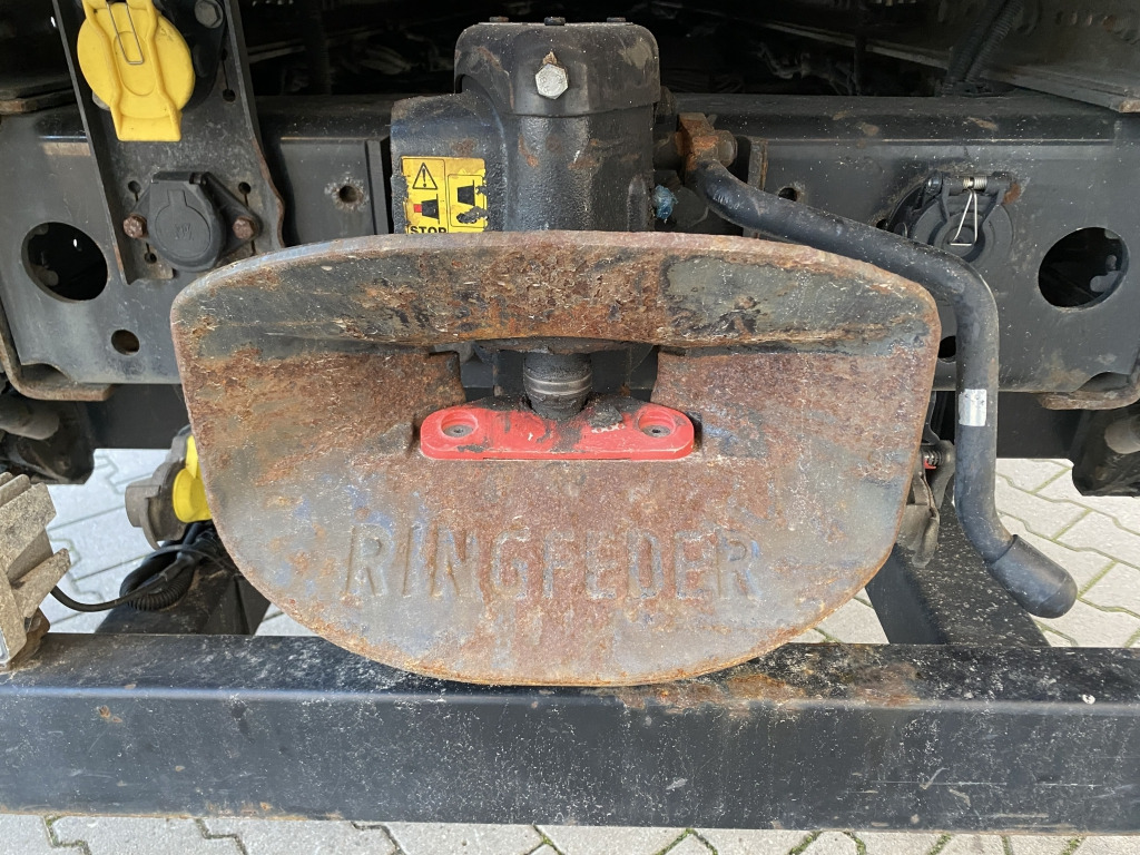 MAN TGM 12.290 4x2 BL / Palfinger LBW - Camión caja cerrada: foto 2 MAN TGM 12.290 4x2 BL / Palfinger LBW - Camión caja cerrada: foto 2