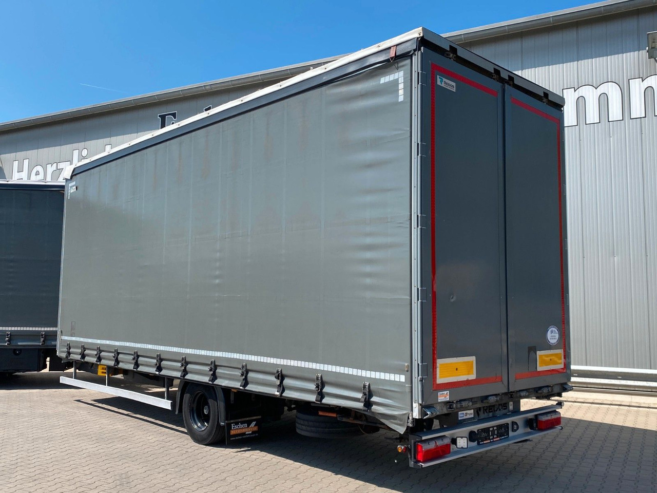 MAN TGM 15.250 + Redos Anhänger GESAMTZUG|Durchlader - Camión lona: foto 5 MAN TGM 15.250 + Redos Anhänger GESAMTZUG|Durchlader - Camión lona: foto 5